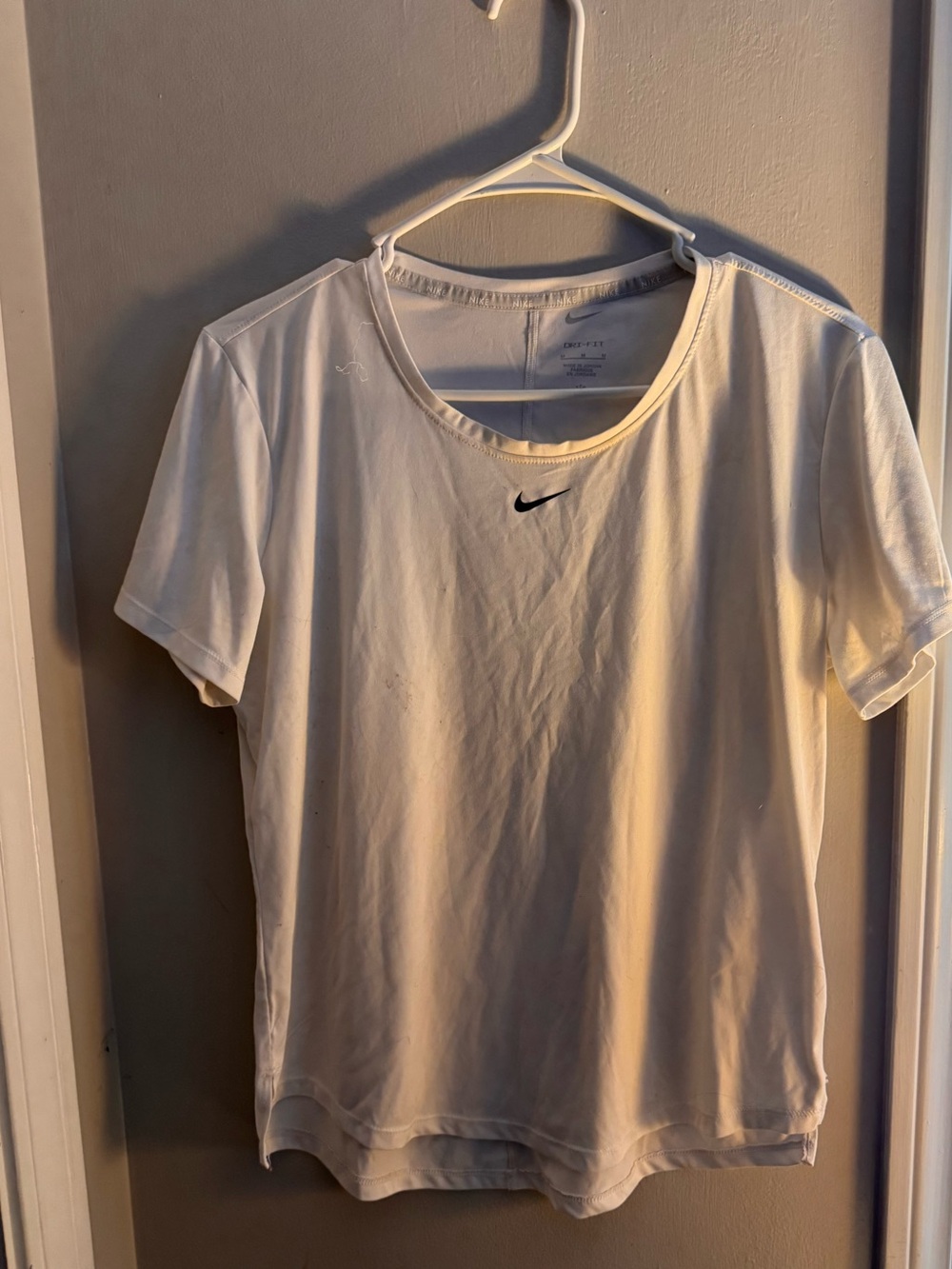 Nike White Women’s Short-Sleeve Training Tee